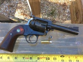 Ruger 44 special flat top and 250 gr lead hollow point.jpg